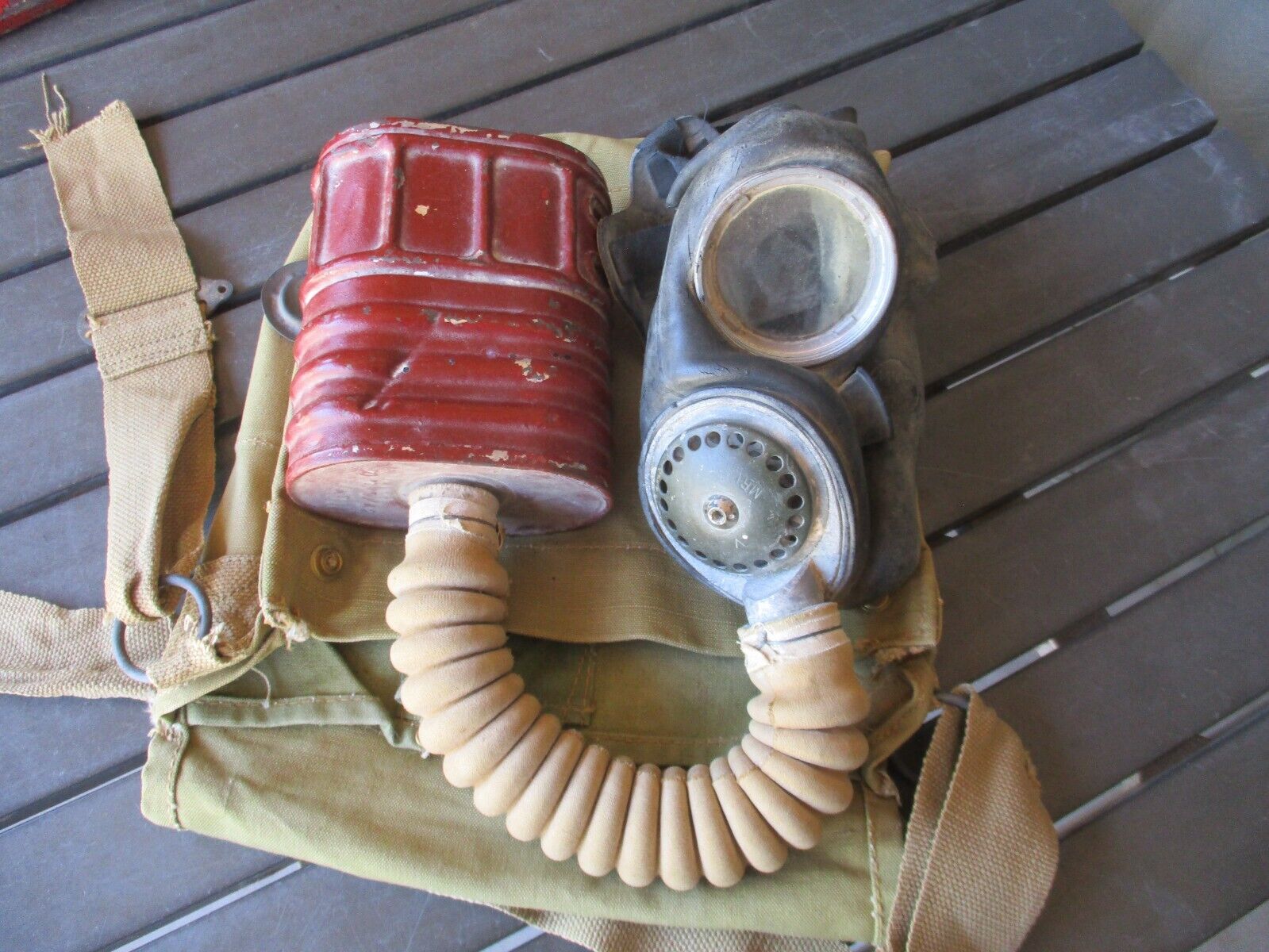 1942 dated, WWII British Avon Mask with Carry Bag