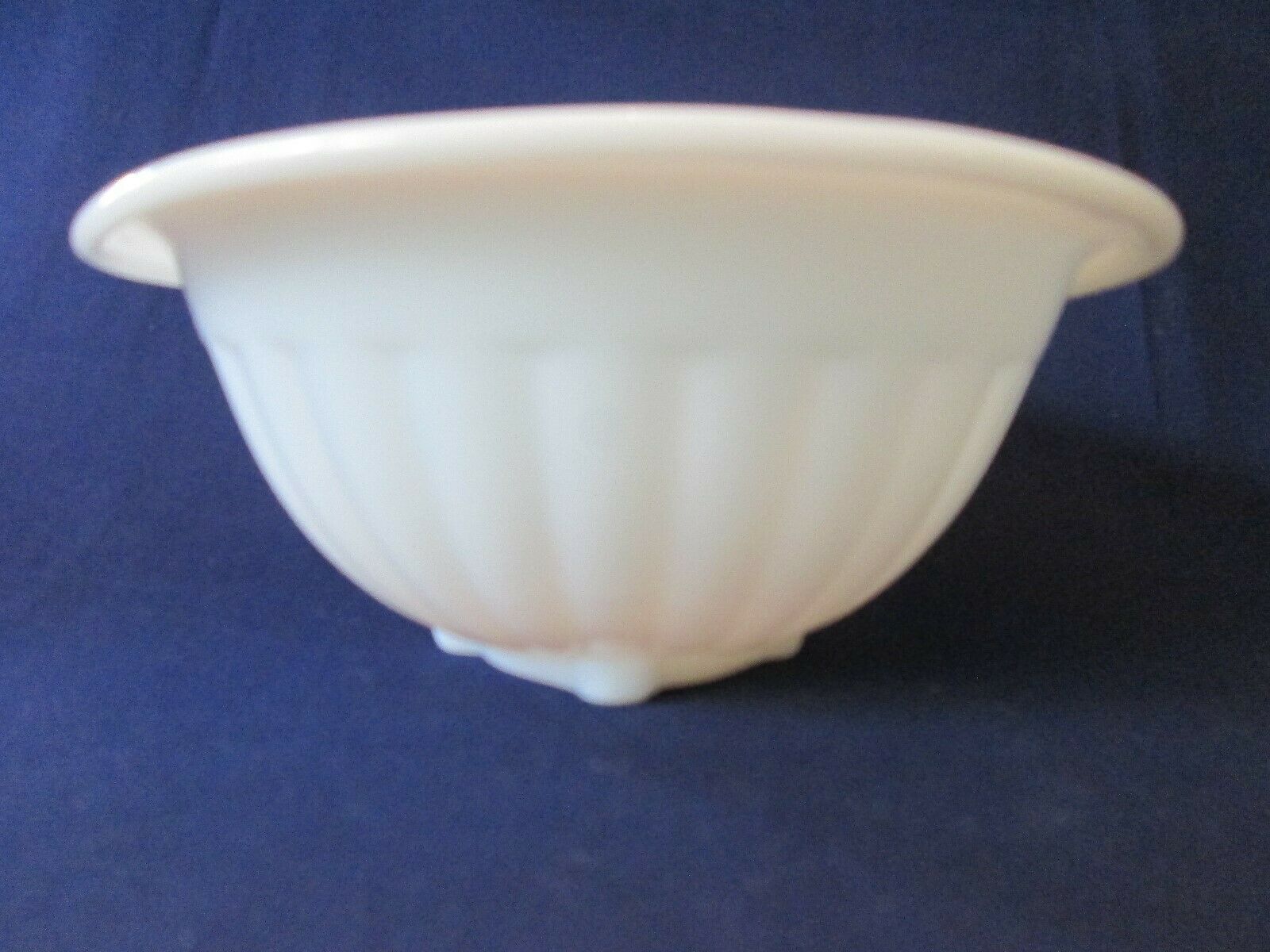 ROLLED EDGE MIXING BOWL! Vintage HAZEL ATLAS depression OPALESCENT RIBBED exc
