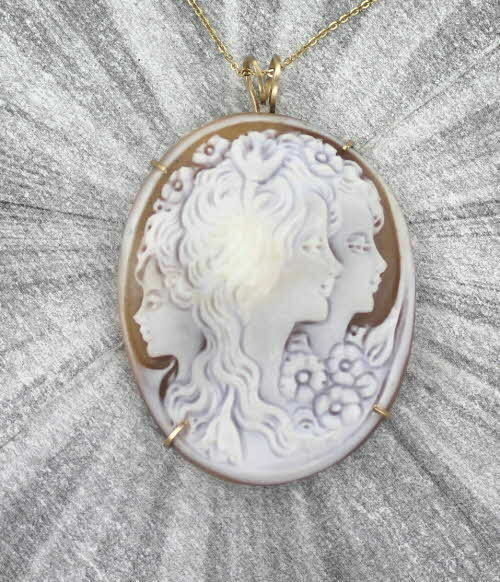 Antique Cameo Shell Pendant Necklace in 14kt Rolled Gold with Chain