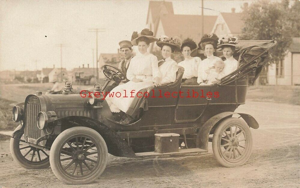 Early Auto With 5 Women With Man And Child, Rppc
